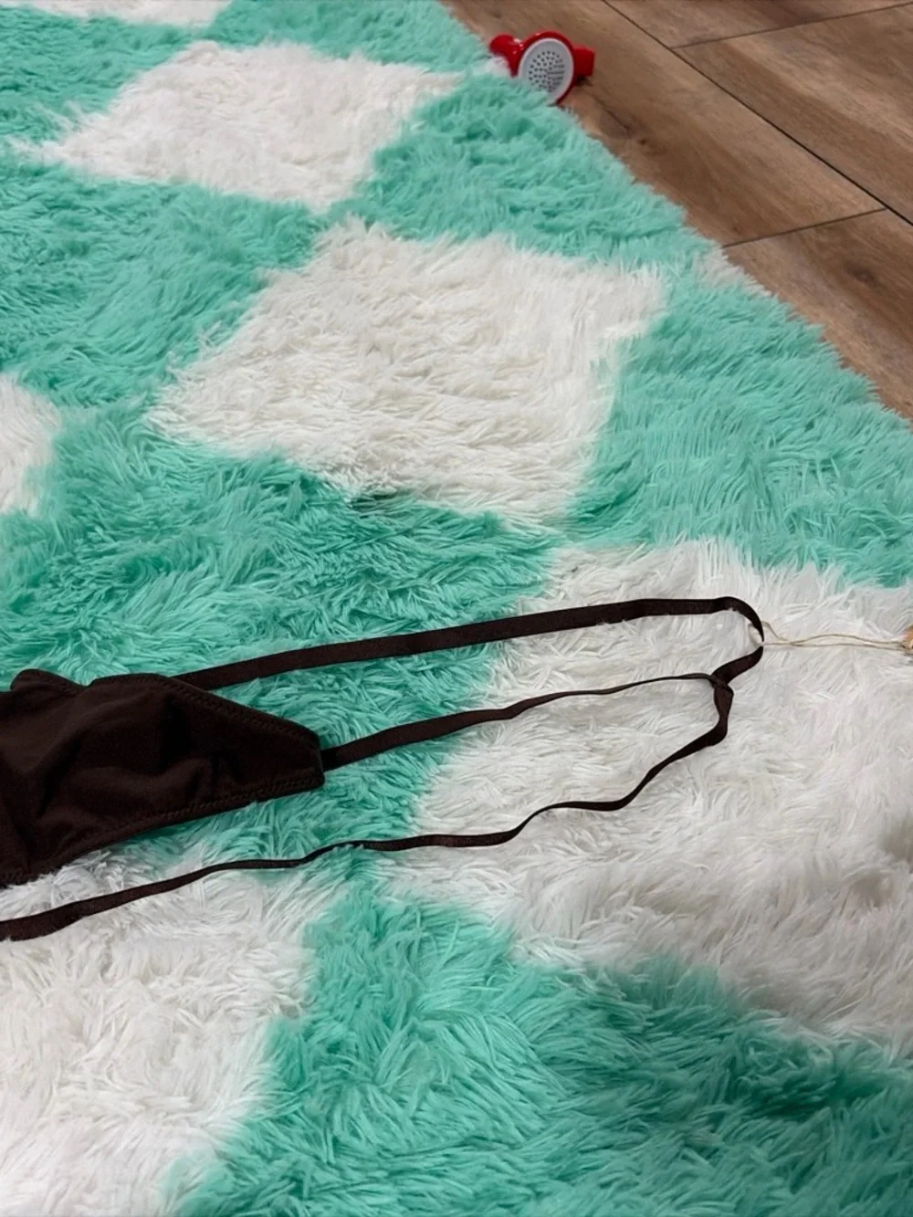 Skims Thong in color cocoa size XL
